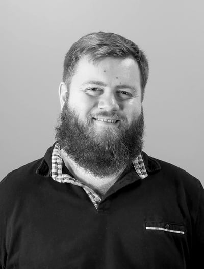06_Coder_Home_Page_Assets_Website_Our_Educators_Alex_Holder_B&W_260x343_Apr2023